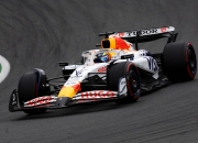 开云体育直播-包含红牛车队翻盘红牛二队，皮亚斯特里关键制胜的词条