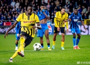 开云体育-多特蒙德球员频繁犯规，险胜对手