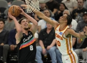 开云体育-马刺队主场势如破竹，战胜实力强劲的对手