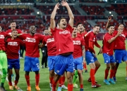 开云在线直播-关于比赛结束后球员热情拥抱，庆祝胜利的信息