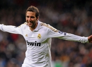 开云在线直播-上海队强势拿下猛龙，东契奇关键节点连续得分锁定胜局