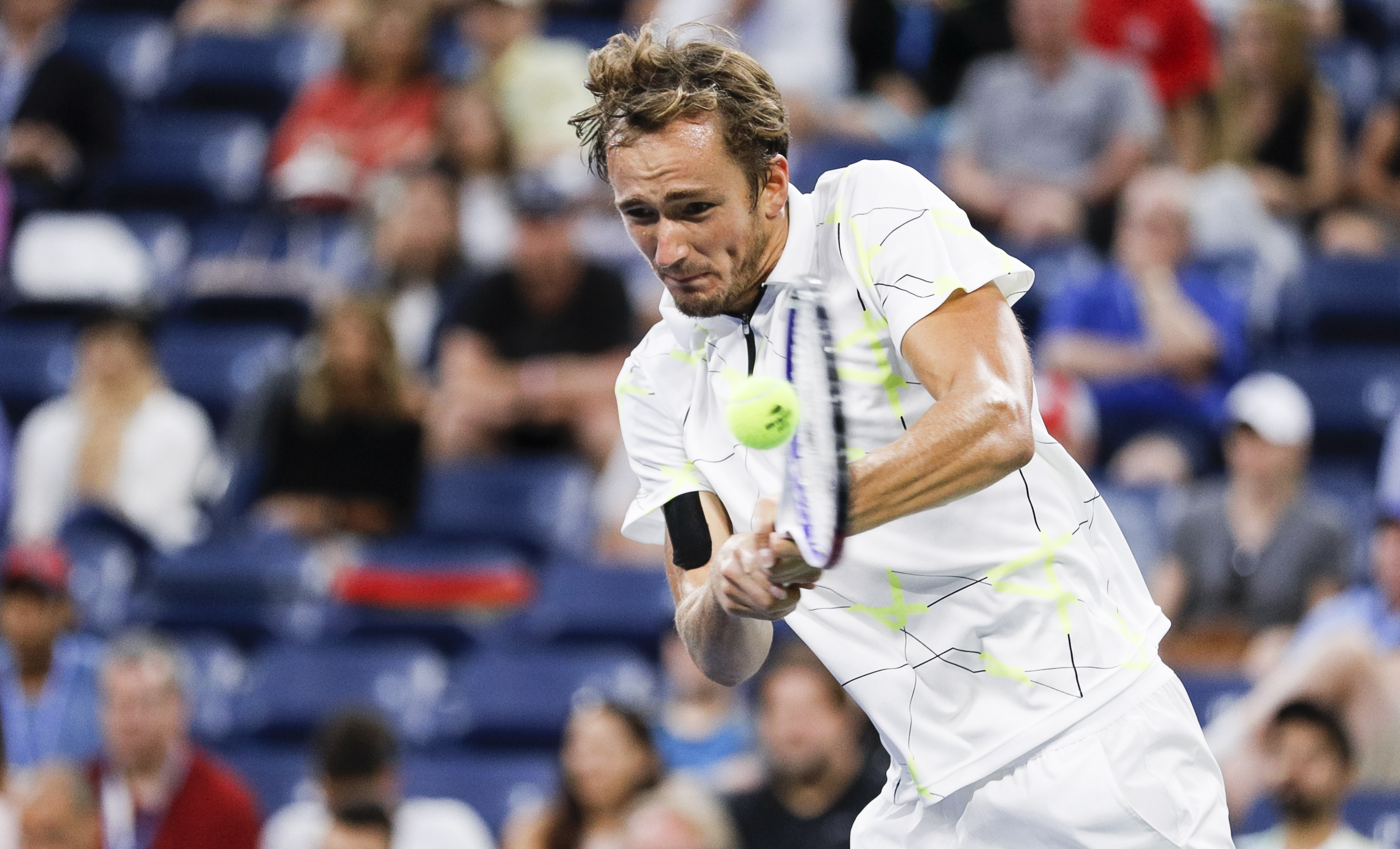 关于欧洲网球队横扫西班牙网球队，梅德韦杰夫惊艳世界的信息