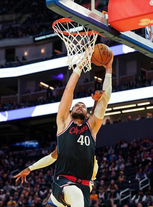 雄鹿B队力克热火，约基奇打破历史纪录