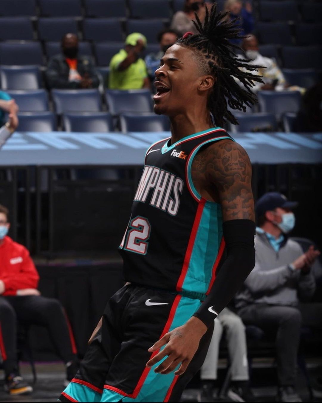 掘金翻盘雷霆，莫兰特高光表现的简单介绍