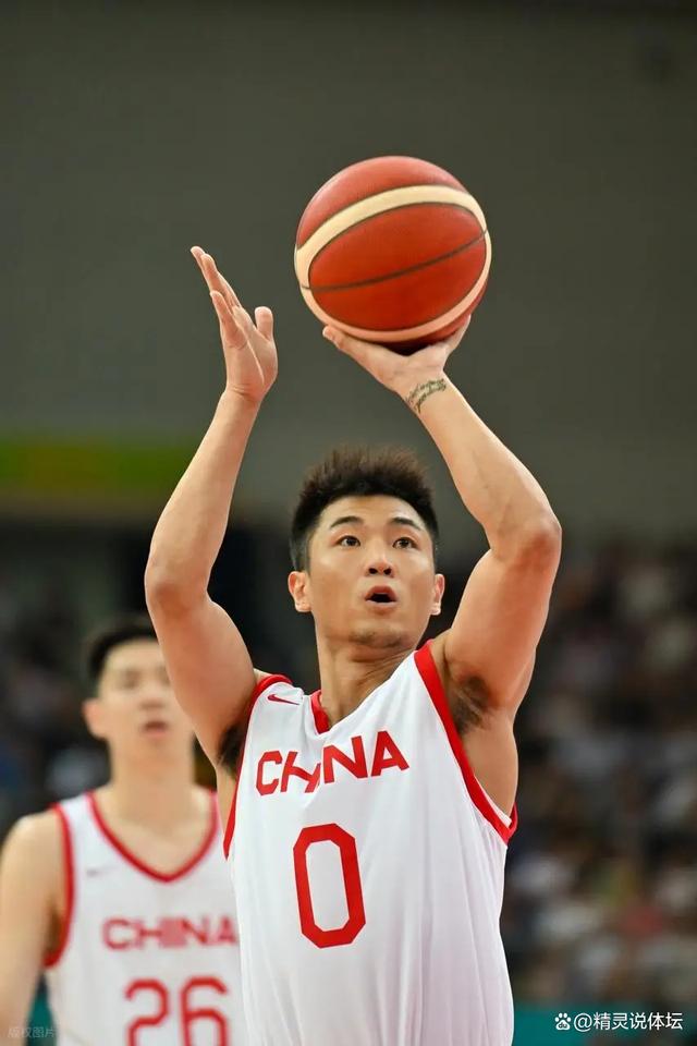 76人鏖战独行侠，高诗岩状态火热