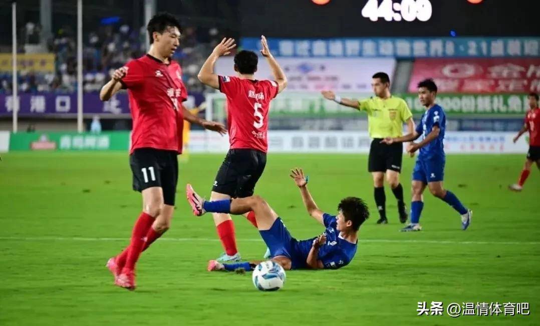 关于深圳马可波罗队迎战青岛国信双星队，胜者将赢得比赛的信息