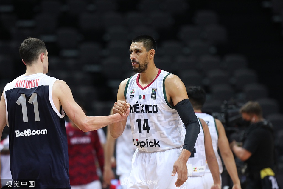 包含墨西哥男篮球员受伤退出当局赛的词条