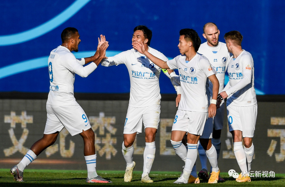 索尔斯克亚球队士气大振，豪取三分