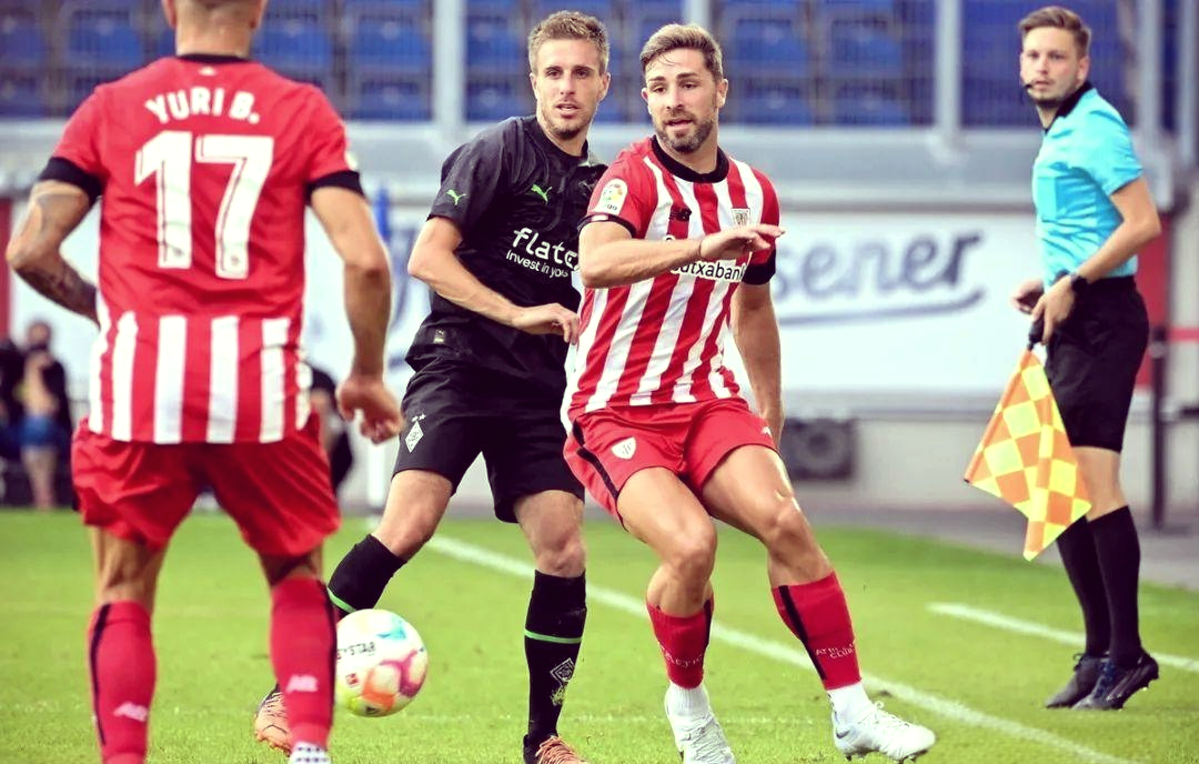 关于门兴格拉德巴赫突围成功，前往德甲前十的信息