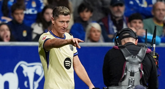 莱万多夫斯基大杀四方，巴塞罗那掉下榜首的简单介绍