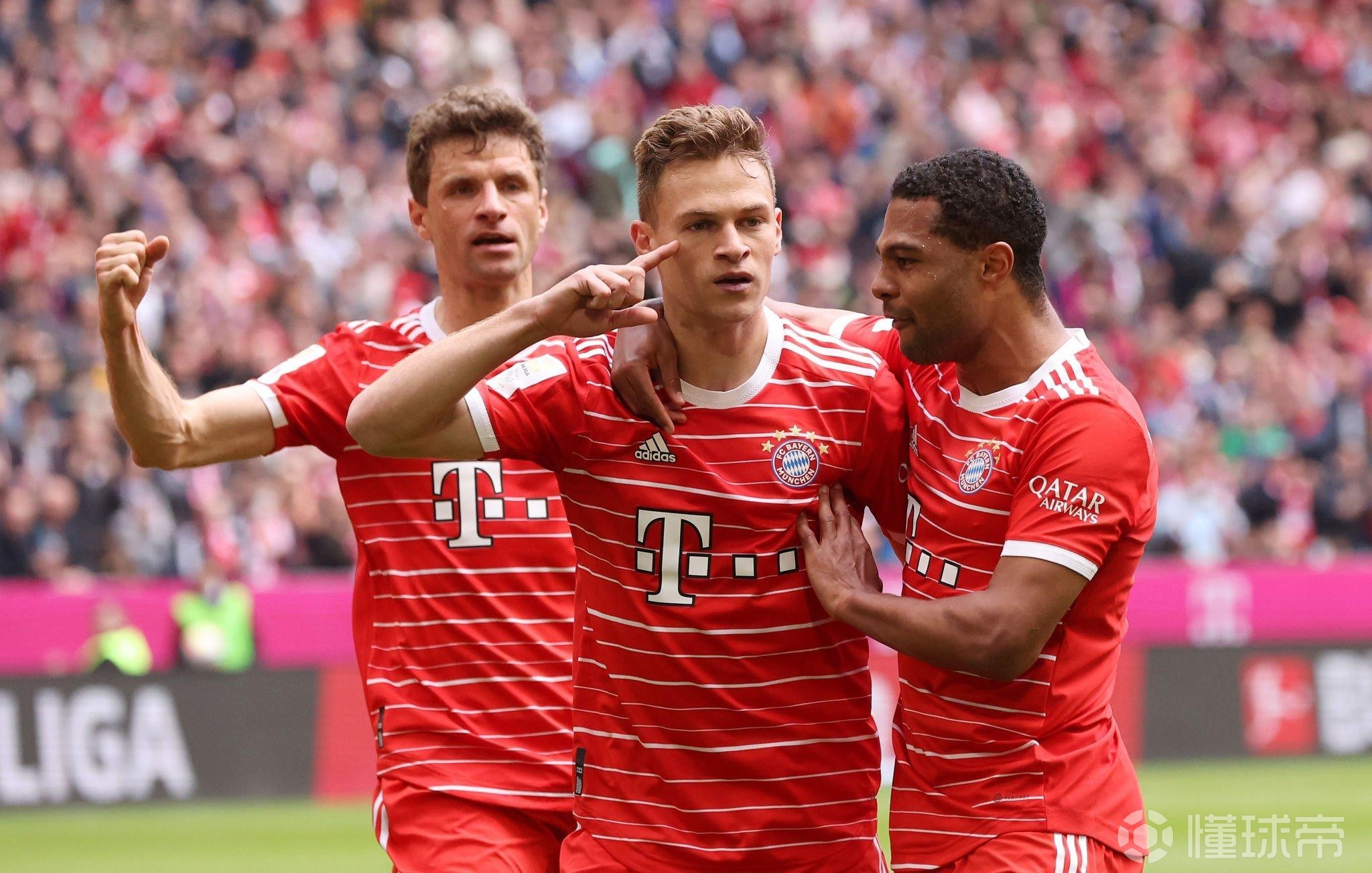 莱万多夫斯基两球帮助拜仁逆转击败沙尔克的简单介绍