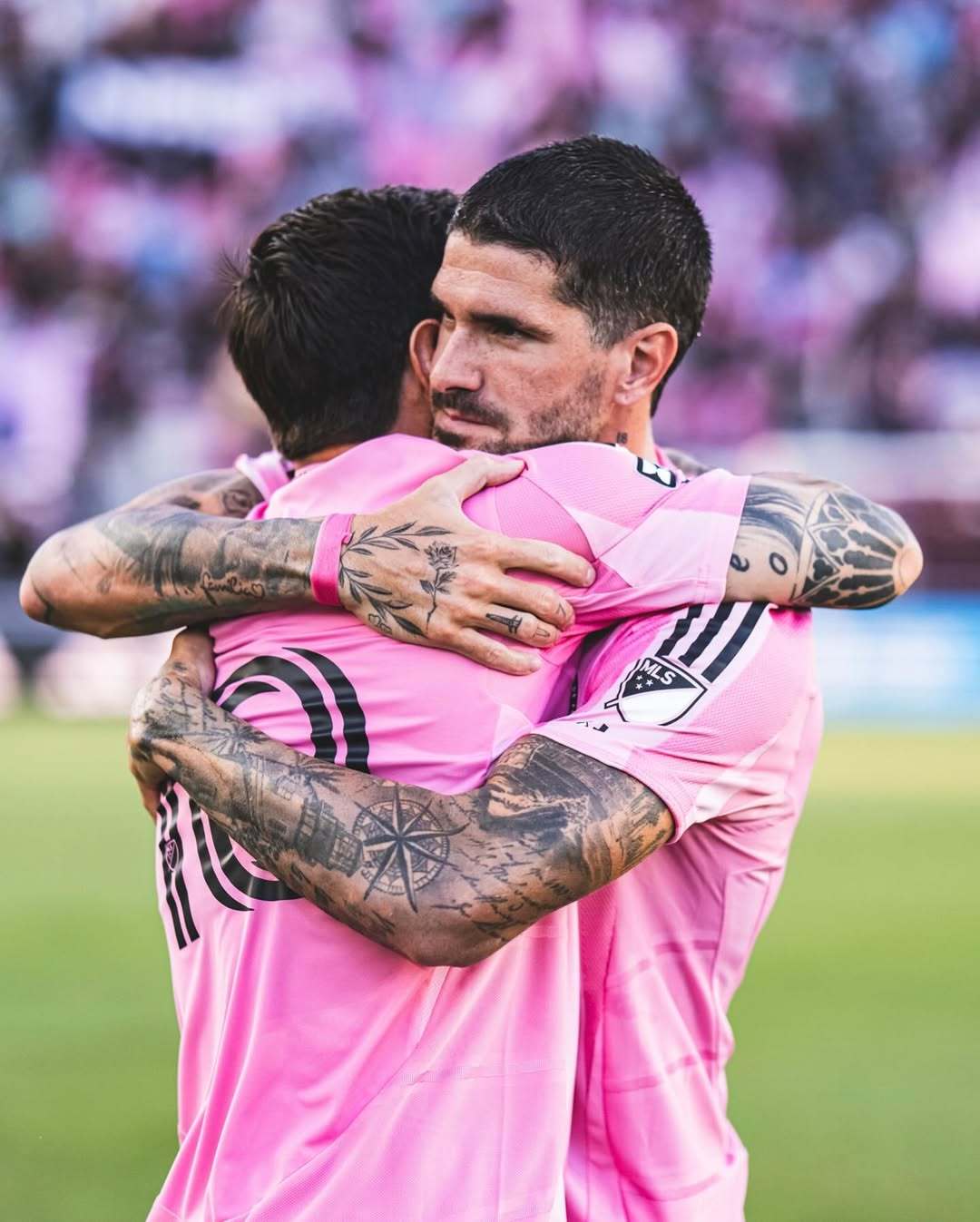 阿森纳横扫尤文，梅西统治全场的简单介绍