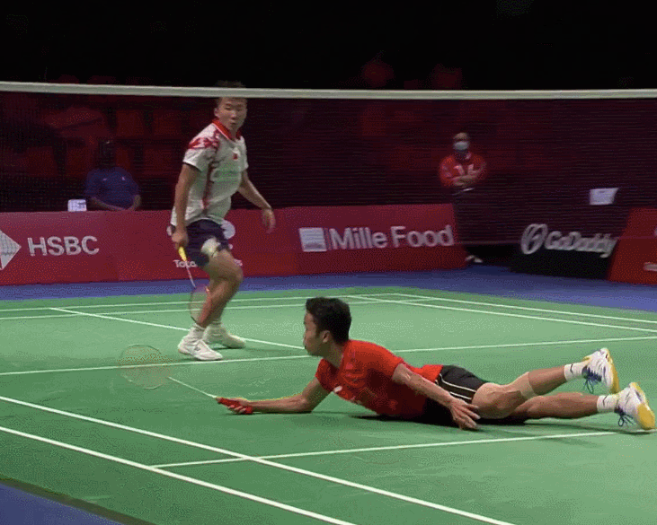 韩国队完胜丹麦队，石宇奇带队取胜