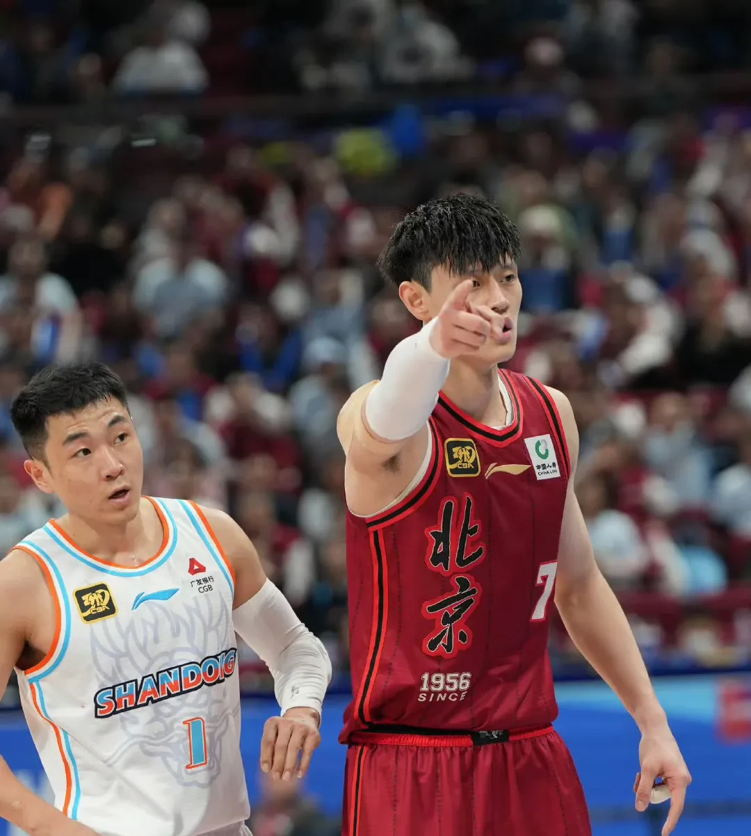 青岛队翻盘山东队，张镇麟扛起全队