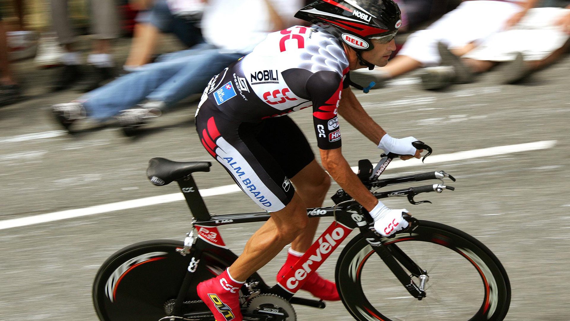 黄蜂对阵雄鹿，英格拉姆个人能力完全展现